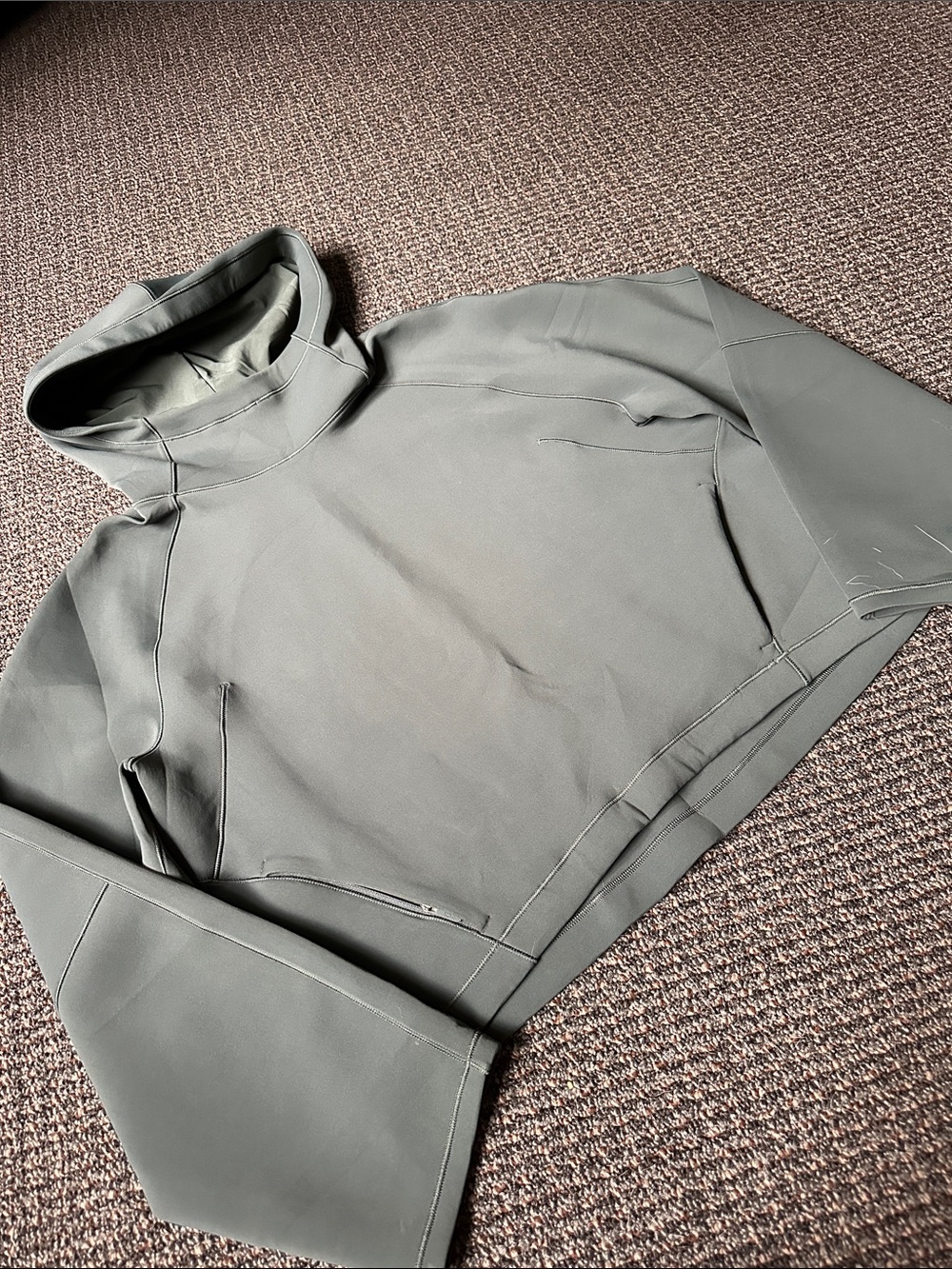 Lululemon smoked spruce crop hoodie